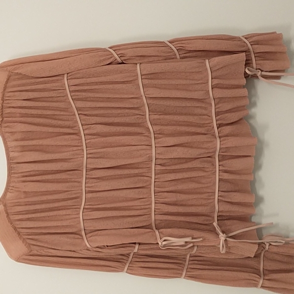 Kinly Ruffle Top - Picture 3 of 8